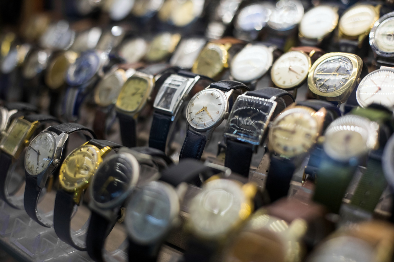Selling a Luxury Watch in Person - How the Evaluation Process Works